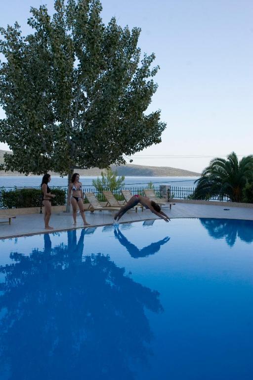 Alonissos Muses Villas Kalamakia Quarto foto